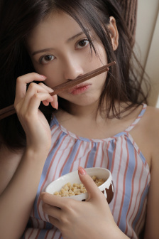纯白轮舞曲